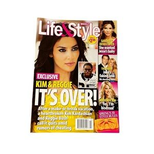 SALE Life & Style Magazine Kim Kardashian & Reggie Bush Breakup April 5, 2010